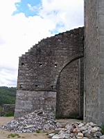 Saint-Julien-du-serre, Eglise, Arc-boutant nord (2)